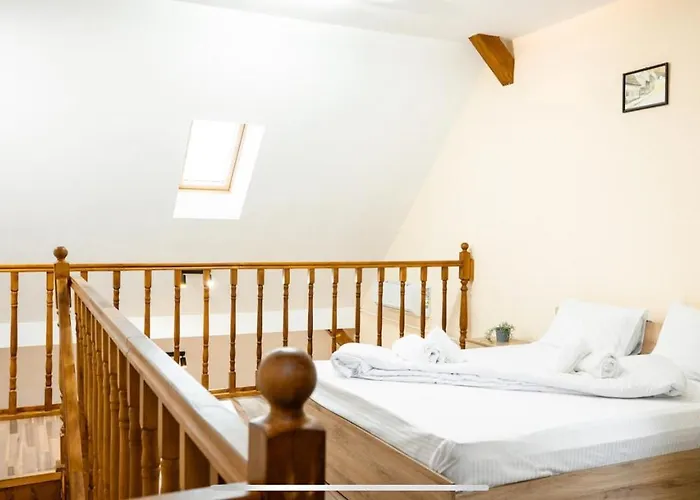 1st Nest In Heart Of