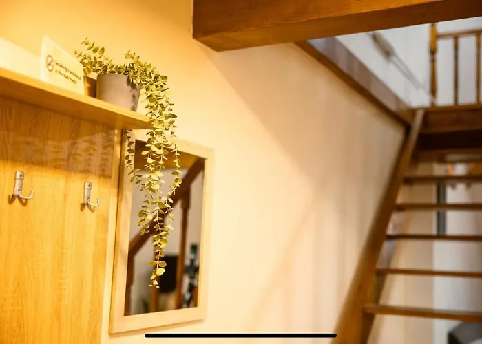 1st Nest In Heart Of *